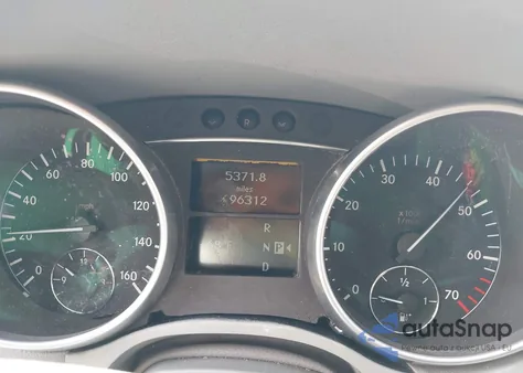 2006 Mercedes-Benz Ml 350 4Matic z USA, uszkodzony, nr VIN 4JGBB86E56A109010